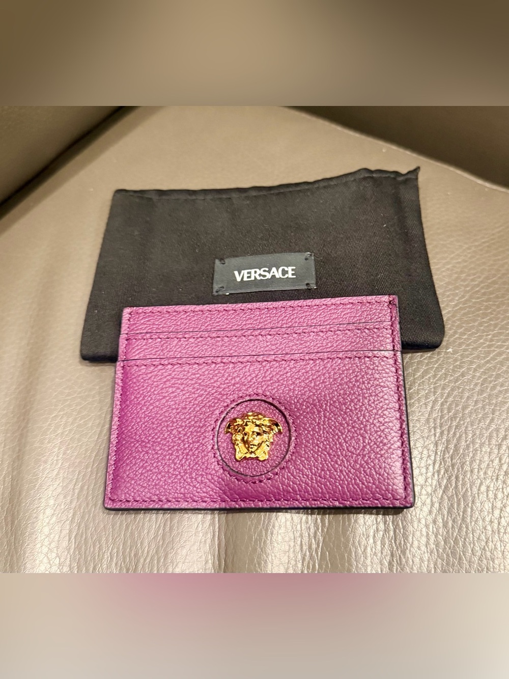 VERSACE DEEP PURPLE LEATHER GOLD MEDUSA CARD CASE HOLDER - Picture 5 of 7